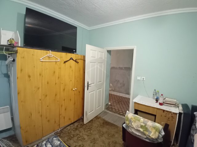 Eladó családi ház, Versegen 31.99 M Ft, 3 szobás