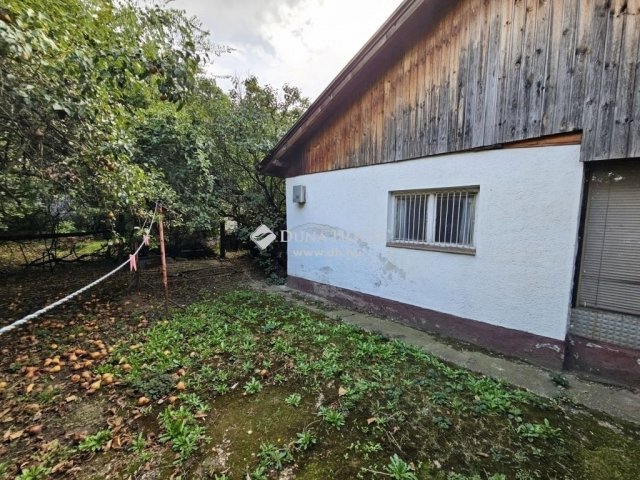 Eladó családi ház, Budapesten, XVIII. kerületben 39.99 M Ft