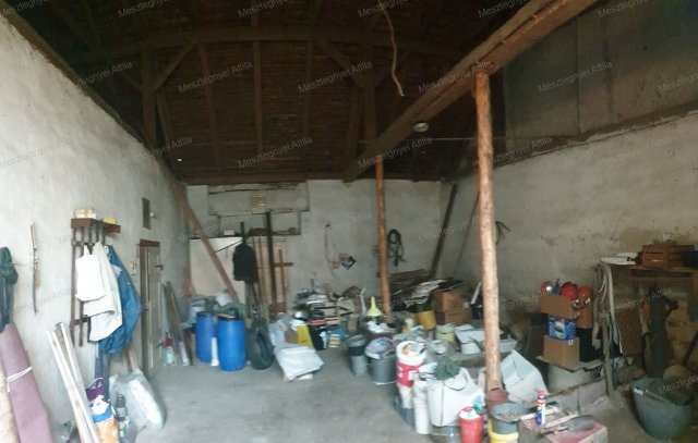 Eladó garázs, Sopronban 18.9 M Ft, 3 szobás