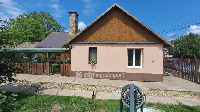 Eladó családi ház, Kabán 23 M Ft, 3 szobás