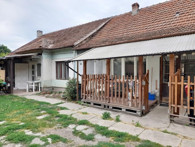 Eladó családi ház, Békéscsabán 39.5 M Ft, 6 szobás