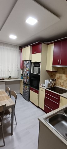 Eladó panellakás, Nyíregyházán, Fazekas János téren 39.9 M Ft