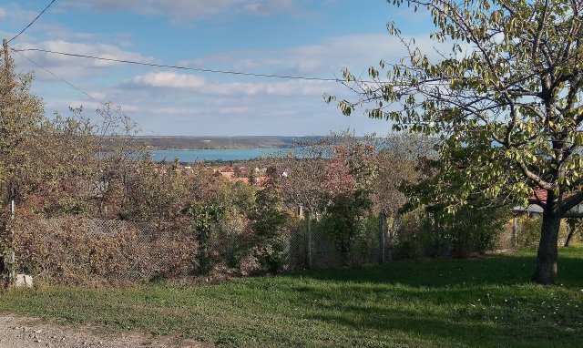 Eladó nyaraló, Balatonalmádiban 92 M Ft, 4 szobás