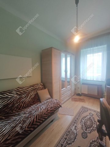 Eladó téglalakás, Győrött 39 M Ft, 2 szobás