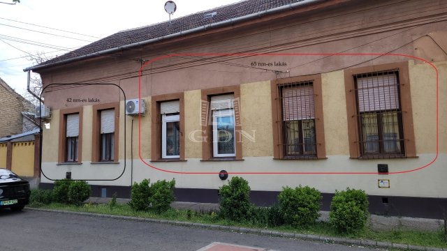 Eladó családi ház, Budapesten, XV. kerületben 105 M Ft, 4 szobás