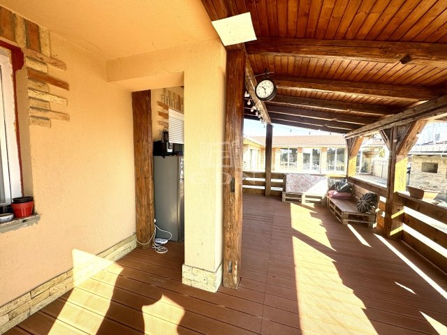 Eladó családi ház, Mohácson 145 M Ft, 4 szobás