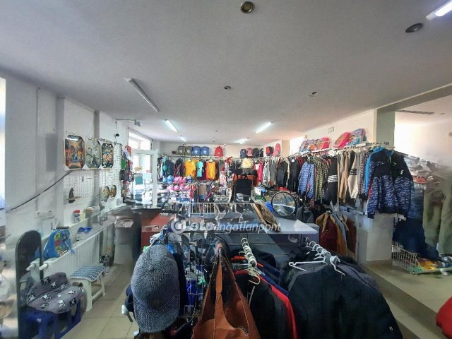 Eladó családi ház, Pilisen 52.99 M Ft, 2 szobás