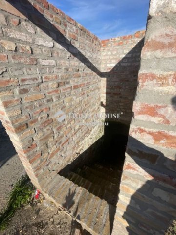Eladó családi ház, Bonyhádon 93 M Ft, 5 szobás