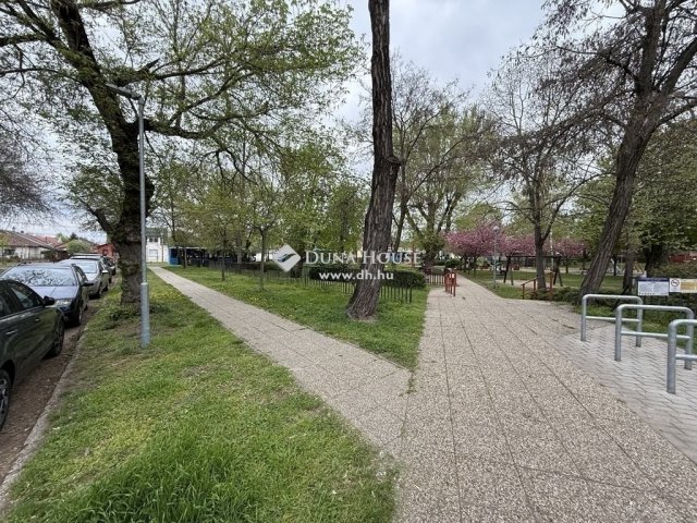 Eladó téglalakás, Budapesten, XIX. kerületben 56.35 M Ft