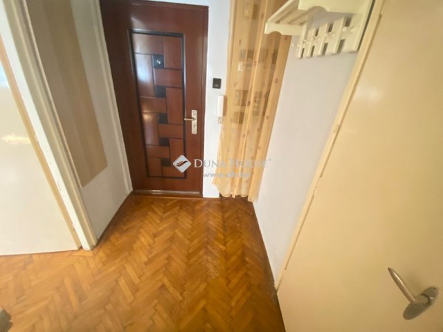 Eladó téglalakás, Budapesten, III. kerületben 37 M Ft, 1 szobás