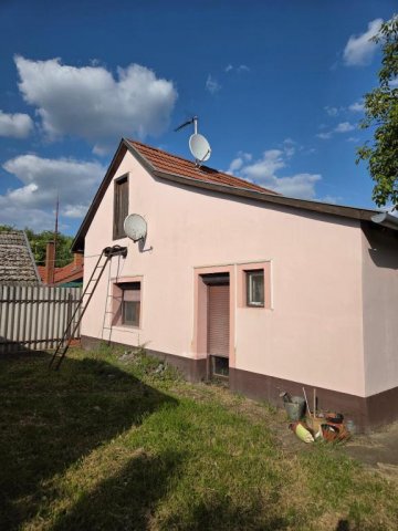 Eladó családi ház, Mezőhegyesen 18.8 M Ft, 3 szobás