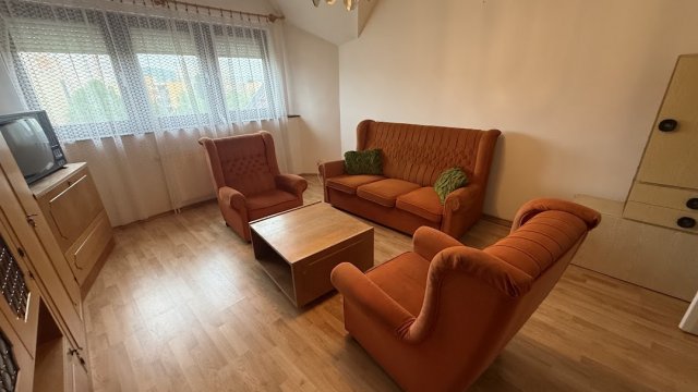 Kiadó téglalakás, albérlet, Szombathelyen 120 E Ft / hó