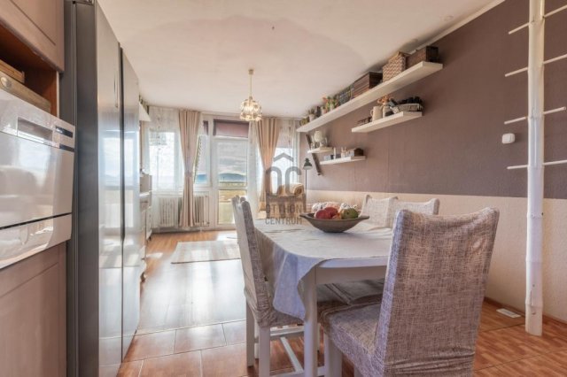 Eladó téglalakás, Budapesten, XV. kerületben 74.9 M Ft, 3 szobás