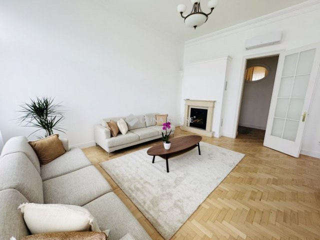 Kiadó téglalakás, albérlet, Budapesten, V. kerületben, 3 szobás