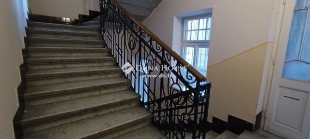 Eladó téglalakás, Budapesten, II. kerületben 170 M Ft, 4 szobás