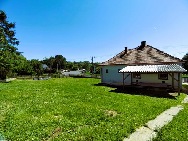 Eladó családi ház, Pécsváradon 36 M Ft, 3 szobás