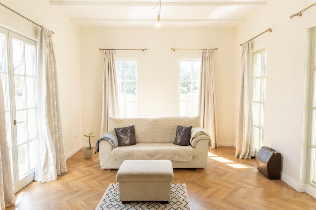 Eladó családi ház, Szentendrén 199.9 M Ft, 5 szobás