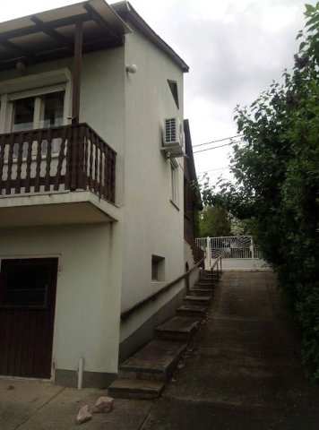 Eladó családi ház, Bajnán 53.8 M Ft, 3 szobás
