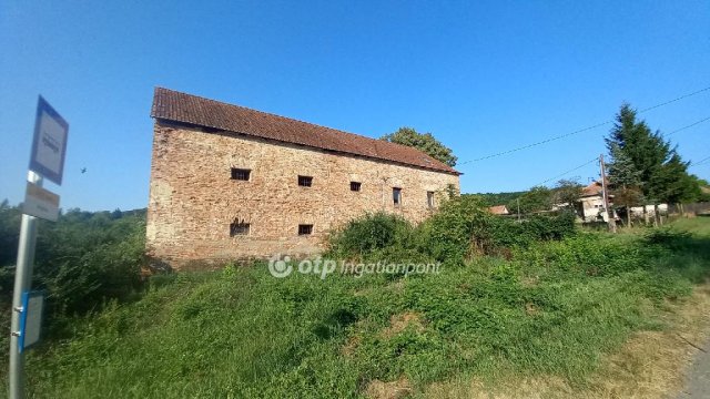 Eladó nyaraló, Salgótarjánban 15 M Ft, 3 szobás