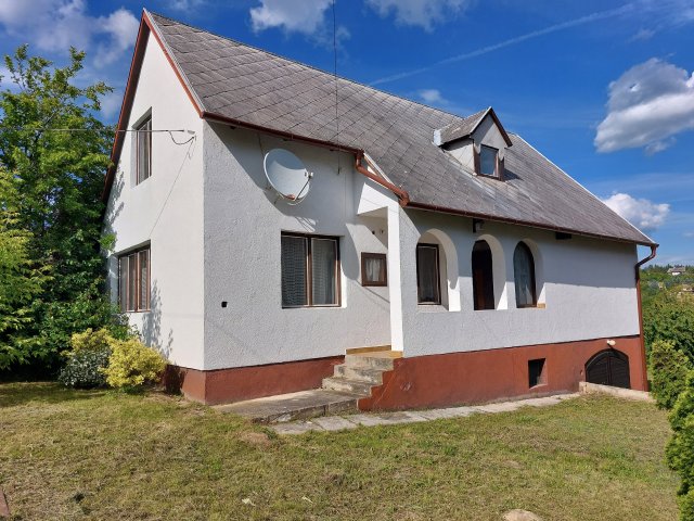 Eladó családi ház, Cserszegtomajon 63 M Ft, 6 szobás