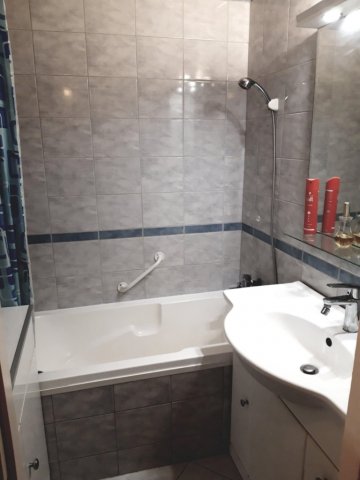 Eladó panellakás, Székesfehérvárott 45 M Ft, 2 szobás