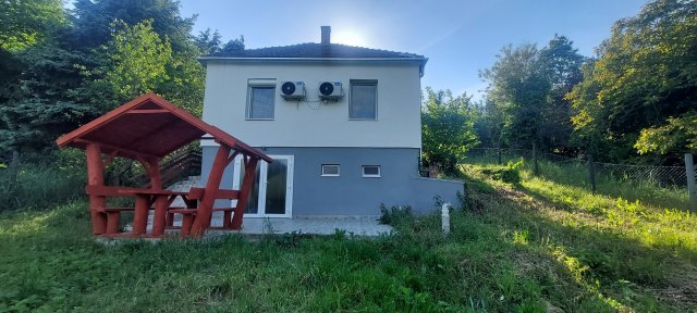 Eladó nyaraló, Zalakaroson 27.99 M Ft, 2 szobás