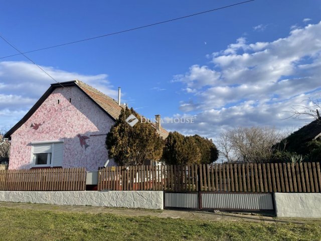 Eladó családi ház, Hercegszántón 14 M Ft, 2 szobás