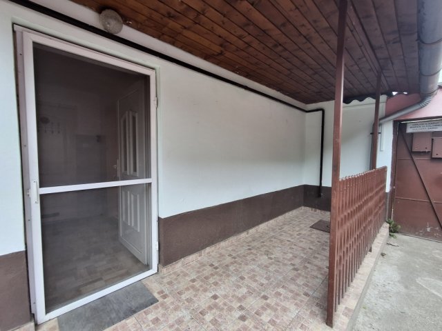 Eladó családi ház, Debrecenben 26 M Ft, 1 szobás