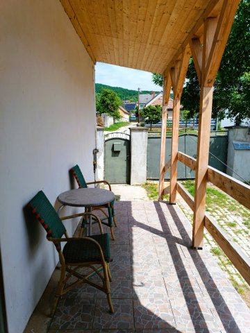 Eladó családi ház, Sümegen 26 M Ft, 2 szobás