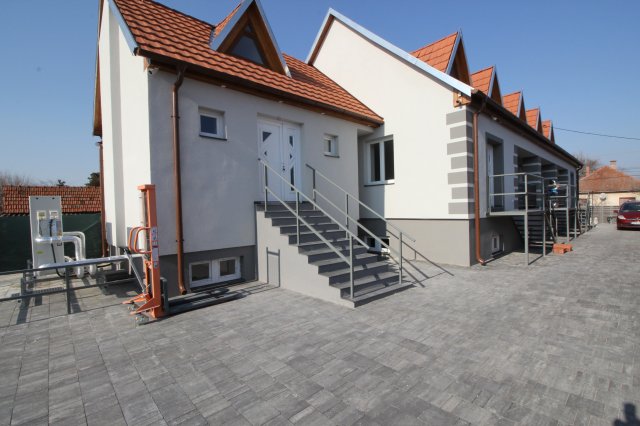 Kiadó téglalakás, albérlet, Kecskeméten 135 E Ft / hó