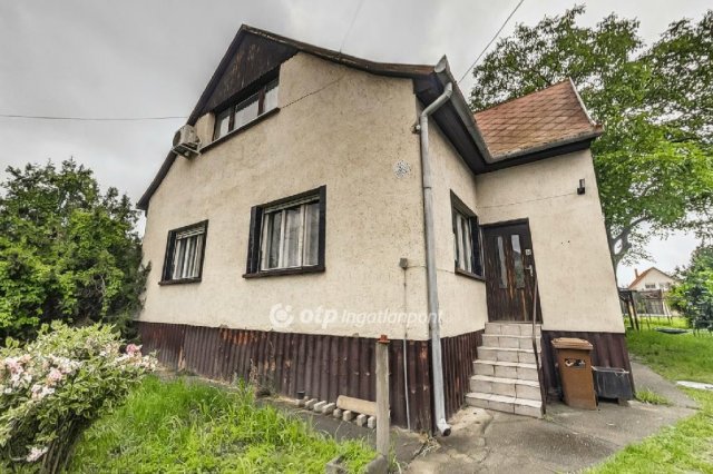Eladó családi ház, Dunavarsányban 84.9 M Ft, 5+1 szobás