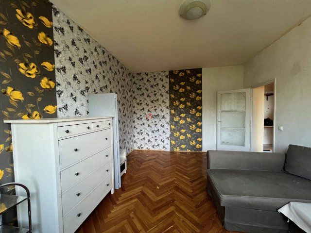 Eladó panellakás, Székesfehérvárott 44.9 M Ft, 2 szobás