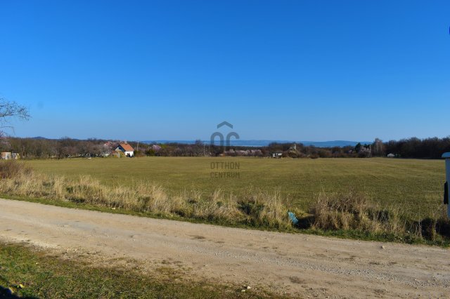 Eladó mezogazdasagi ingatlan, Balatonudvariban 39.9 M Ft