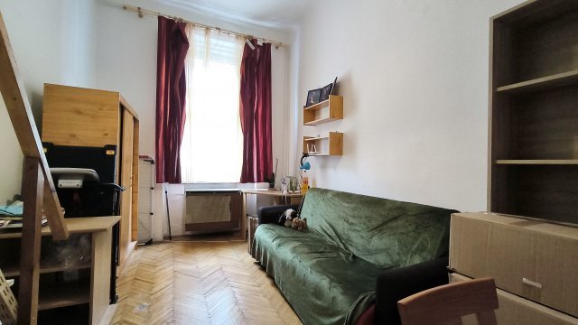 Eladó téglalakás, Budapesten, VI. kerületben, Szondi utcában