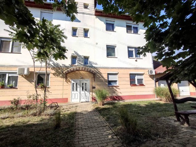 Eladó téglalakás, Martfűn 45 M Ft, 4 szobás
