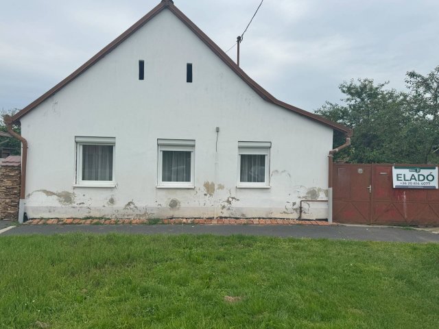 Eladó családi ház, Ikerváron 24.5 M Ft, 3 szobás