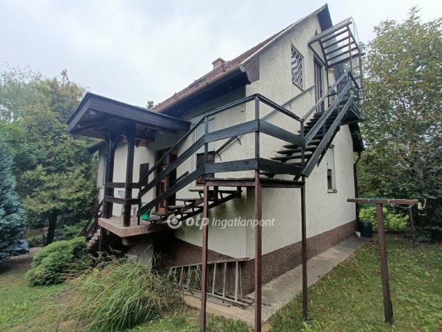Eladó családi ház, Budakeszin 119.9 M Ft, 4 szobás