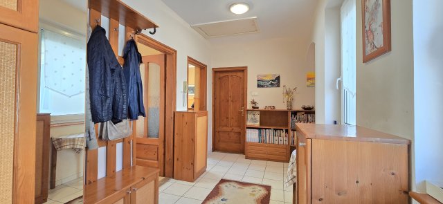 Eladó családi ház, Pakson 87.9 M Ft, 4 szobás