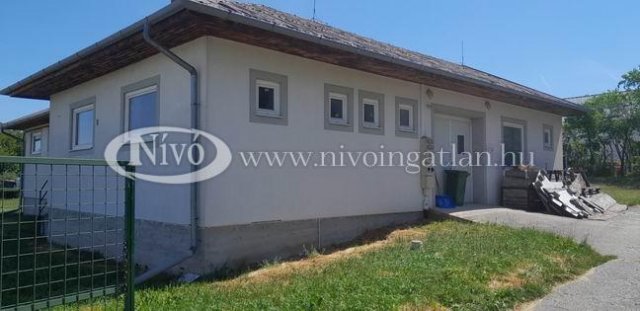 Eladó ipari ingatlan, Veszprémben 79.9 M Ft / költözzbe.hu
