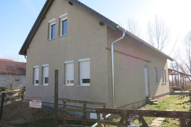 Eladó családi ház, Nagybaracskán, Nádas utcában 38 M Ft