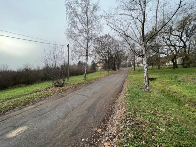 Eladó telek, Kompolton 1.8 M Ft / költözzbe.hu