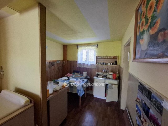 Eladó családi ház, Sirokban 20 M Ft, 3+1 szobás