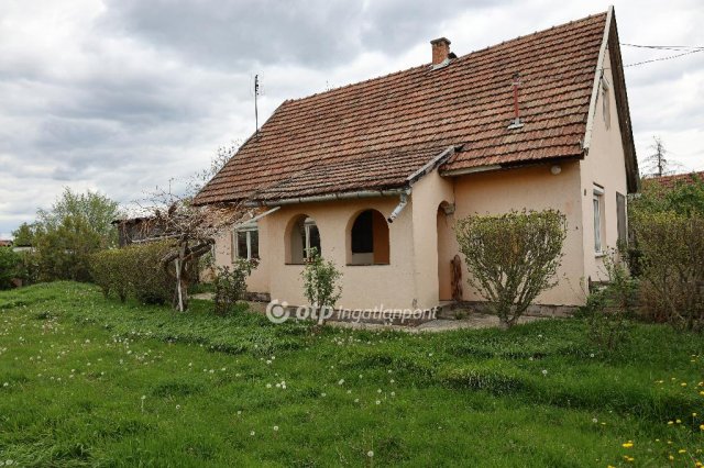 Eladó családi ház, Dobozon, Széchenyi utcában 13.97 M Ft