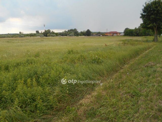 Eladó ipari ingatlan, Balatonkeresztúron 199 M Ft