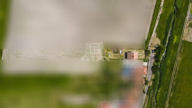 Eladó családi ház, Turán 29.99 M Ft, 2 szobás