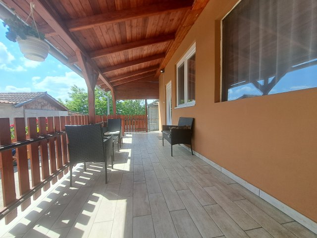 Eladó családi ház, Baján 44.99 M Ft, 3 szobás