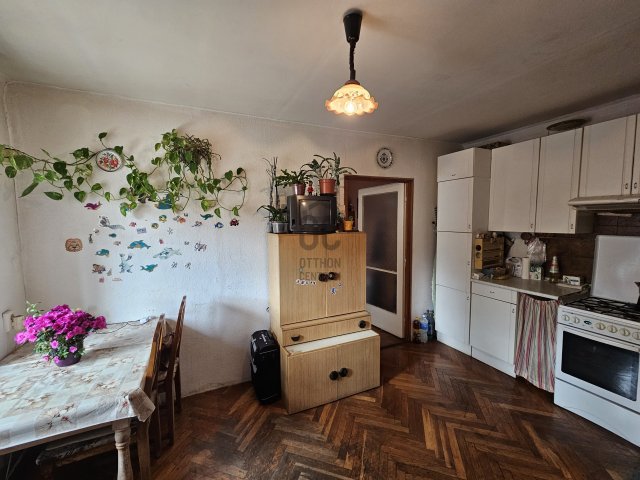 Eladó téglalakás, Kőszegen 32.5 M Ft, 2 szobás
