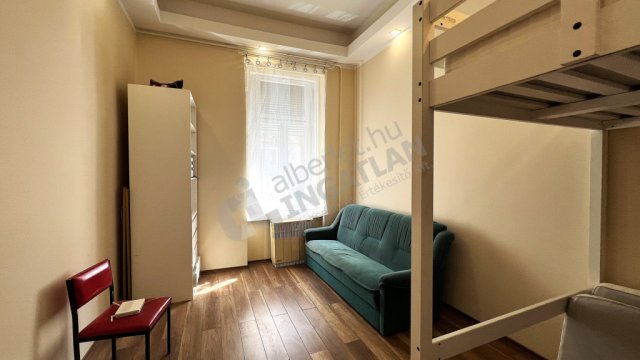 Kiadó téglalakás, albérlet, Budapesten, VI. kerületben