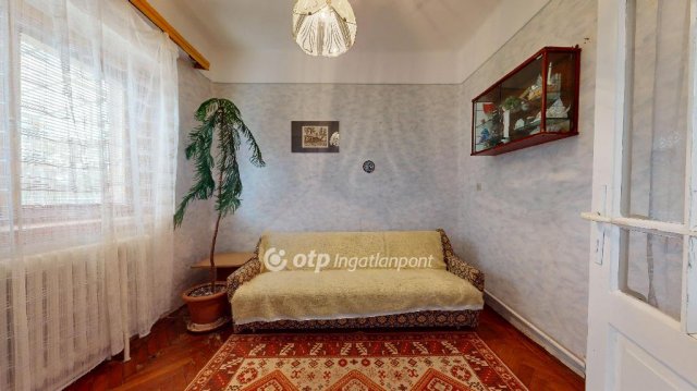 Eladó családi ház, Nyírkarászon 30.5 M Ft, 2+1 szobás