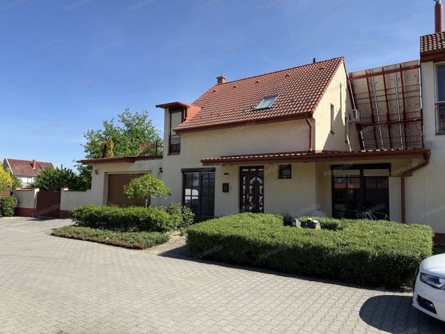 Eladó családi ház, Mátészalkán 130 M Ft, 2+1 szobás